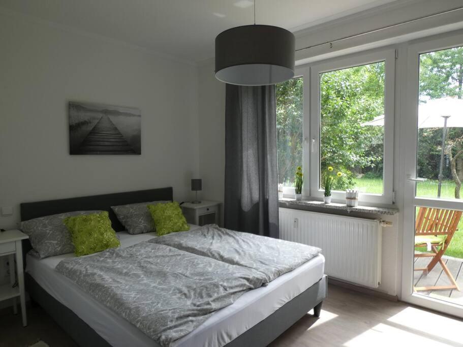 Ruhiges Garten-Studio Chiara Gstadt Laeufers Chiemsee Holiday Home Gstadt am Chiemsee Esterno foto